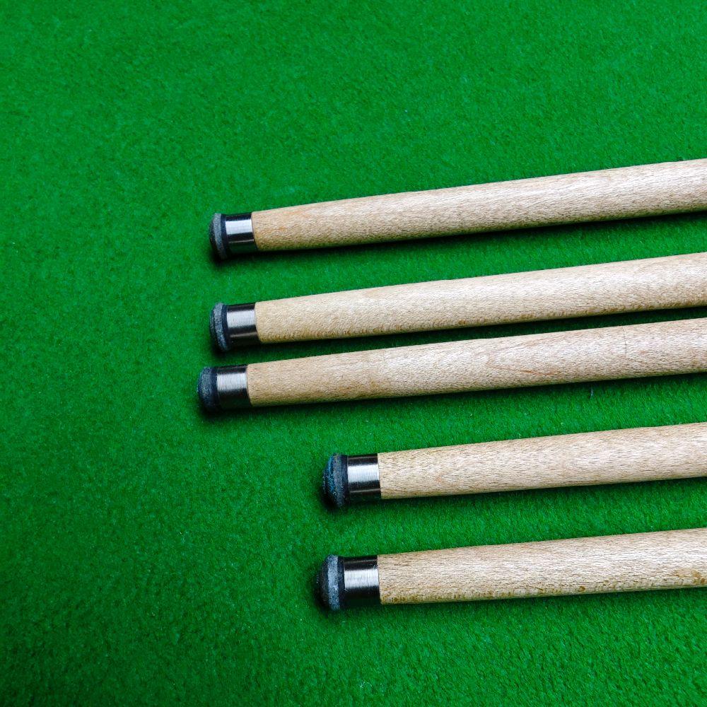 Model Maple cue with black handle 4 Splices - Image 4